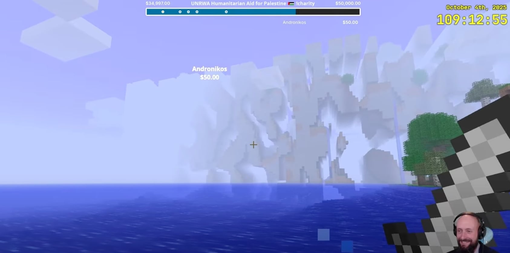 Streamer Minecraft đã dành 14 năm đi bộ đến 